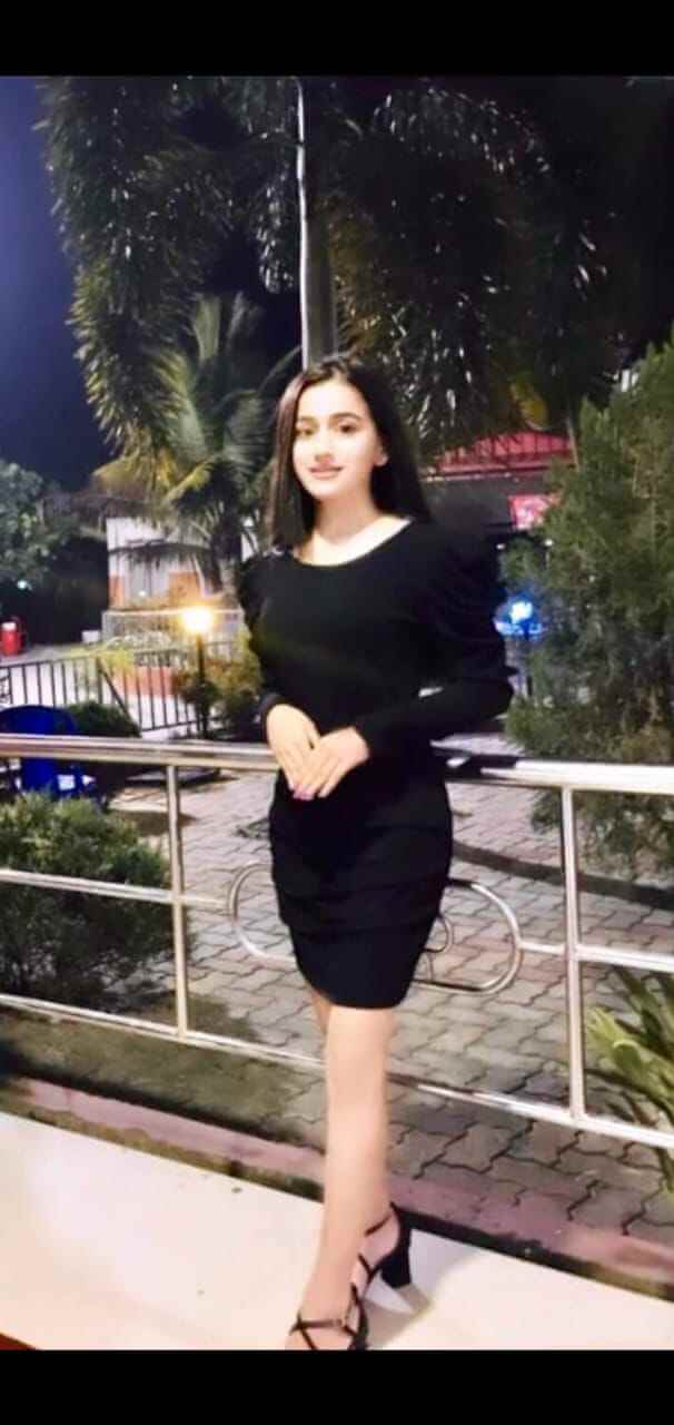 Aadila Khan Bengal female model for portfolio, fashion and event shoots