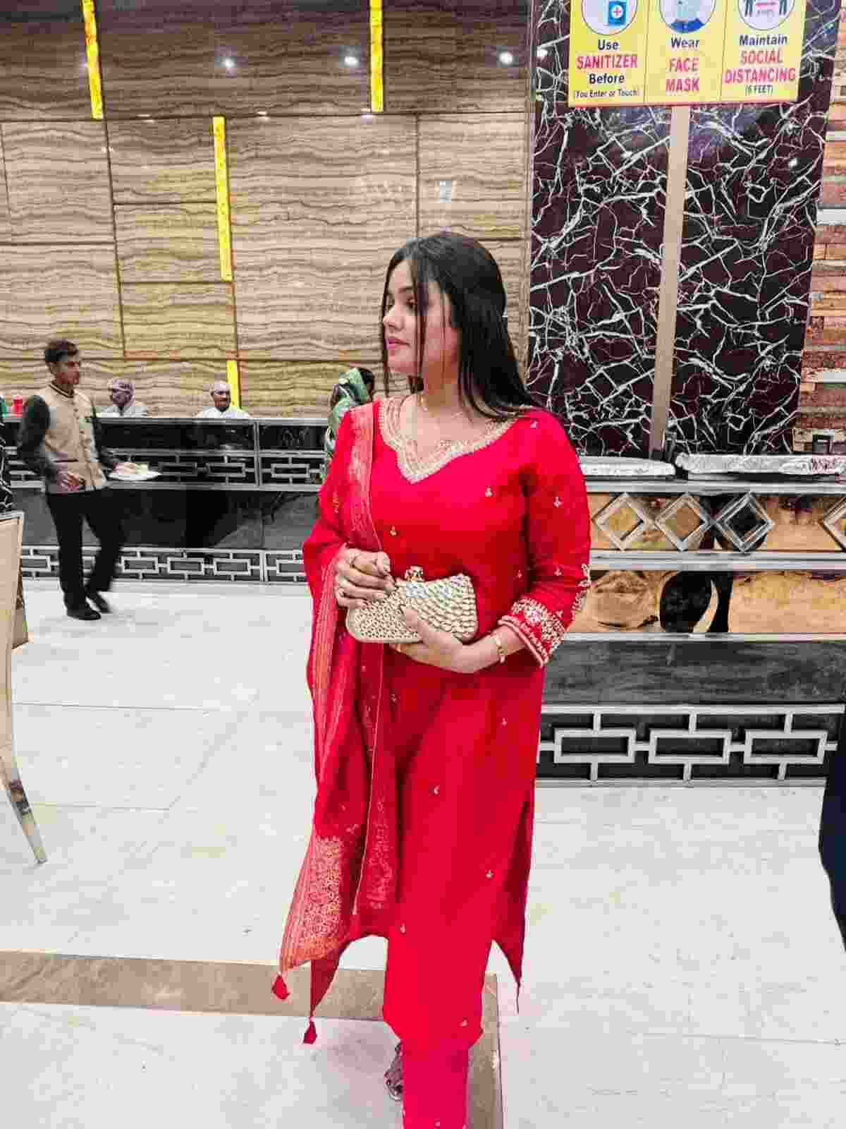 Ishita Mehra Bihar professional female model available for photoshoots, fashion and events