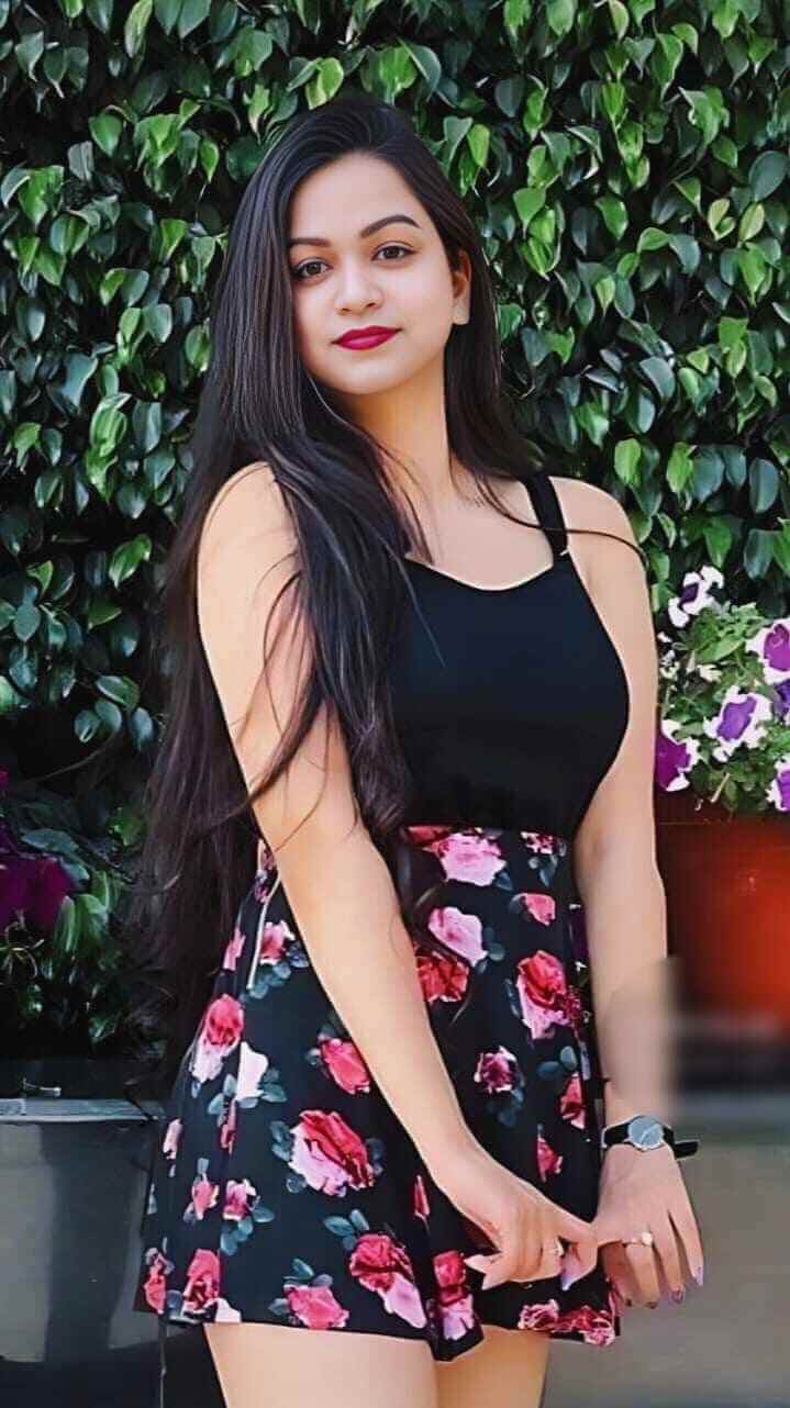 Preeti Gupta Gurgaon female model for fashion, events and portfolio work